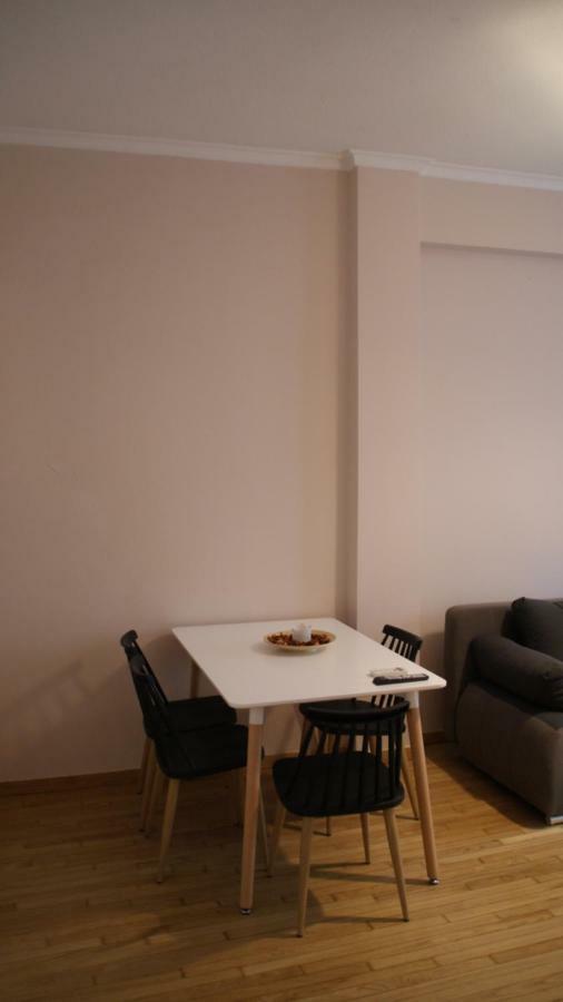 The Victoria Square Exceptional Apartments Афины Экстерьер фото